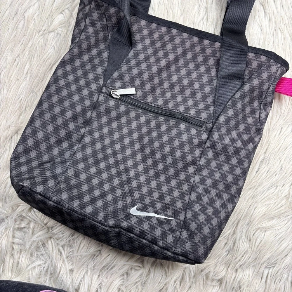 Nike Plaid Gingham Zip Top Tote Bag Gym Lunch Work Black Gray Pink - Picture 2 of 7